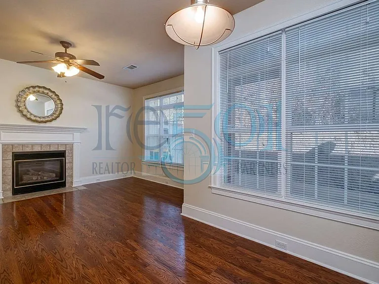 7104 Ohio St #1 — Photo 17