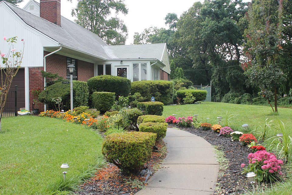 1st image of 198-05 McLaughlin Ave