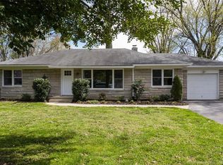 3 Surrey Ln, Jeffersonville, IN 47130