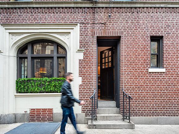 5th image of 345 E 77th St APT 1B