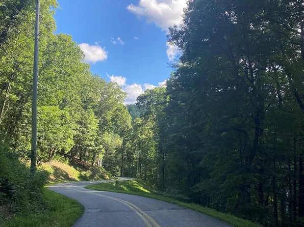 47 Mountain Top Rd, Blairsville, GA 30512