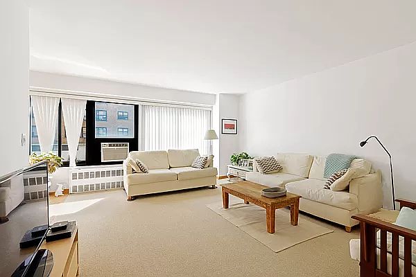 1st image of 3343 14th St APT 2D