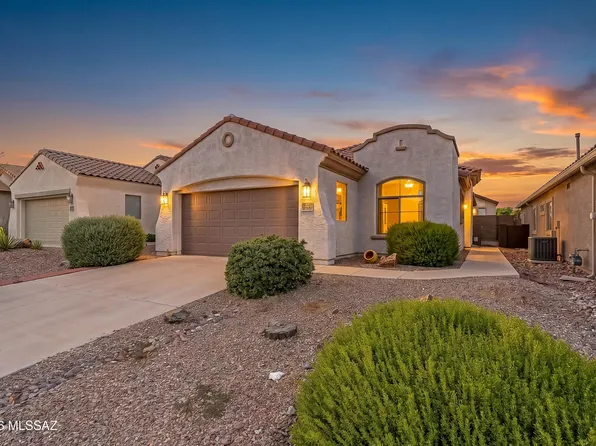 468 W Calle Media Luz, Sahuarita, AZ 85629