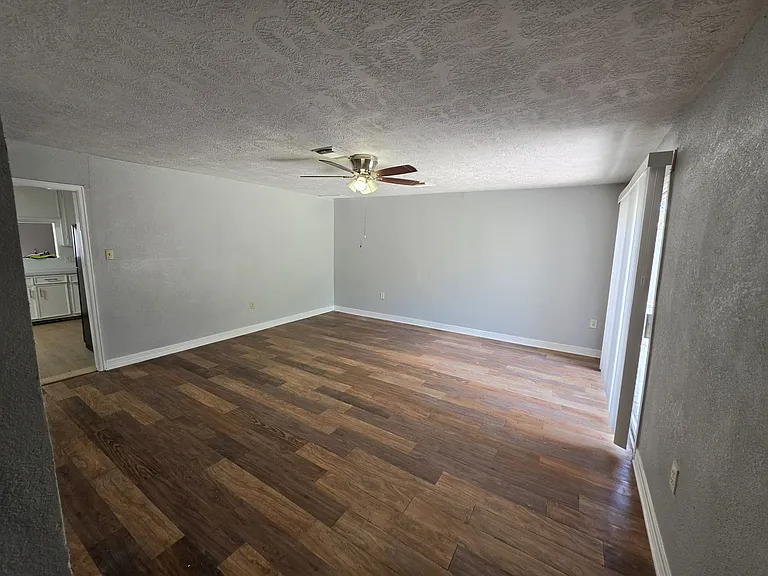 7706 Thurow St — Photo 7