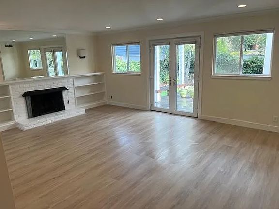 4th image of 447 Santa Clara Ave