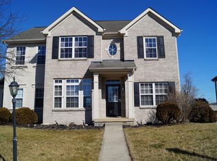 11210 Hickory Lake Ln, Indianapolis, IN 46235