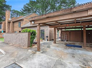 99 Willowick Dr, Lithonia, GA 30038
