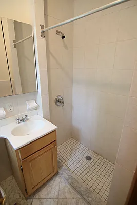 Rented by Guidance Realty Corp. | media 16