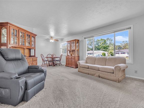 2nd image of 26919 Westwood Ln