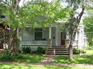 820 Louisiana St, Lawrence, KS 66044