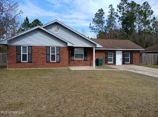 21 Royal Pine Dr, Gulfport, MS 39503