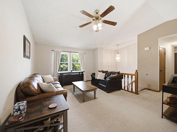 5th image of 7893 Leaview Dr
