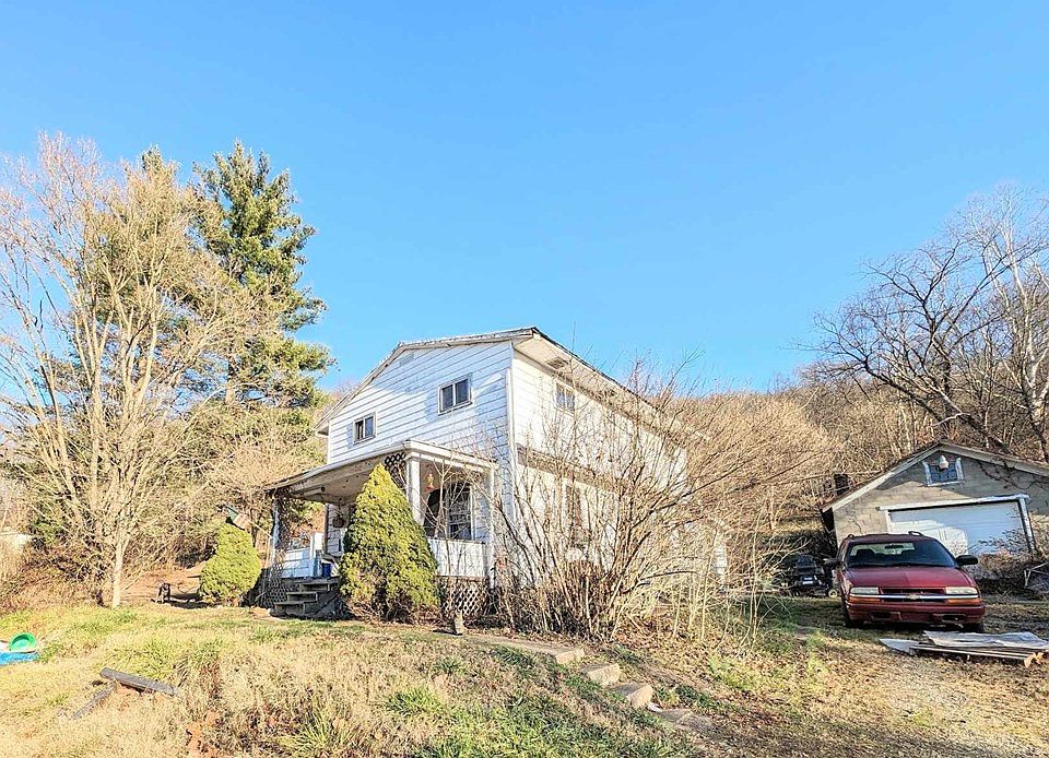 2nd image of 2792 Massieville Rd