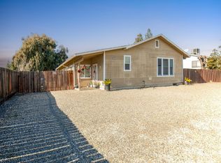 208 N Villa Ave, Clovis, CA
