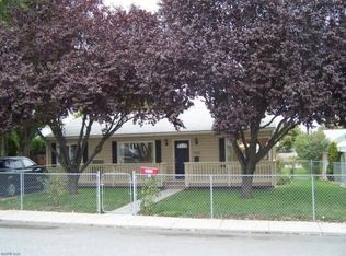 1022 8th St, Wenatchee, WA 98801