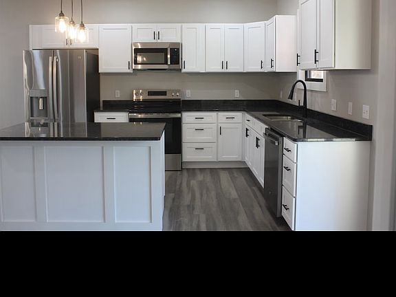 3rd image of 147 Highland Hills Dr