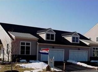 5540 Briar Ln, Whitehall, PA 18052