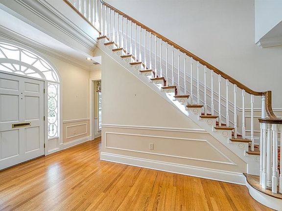5th image of 520 Ponce De Leon Blvd