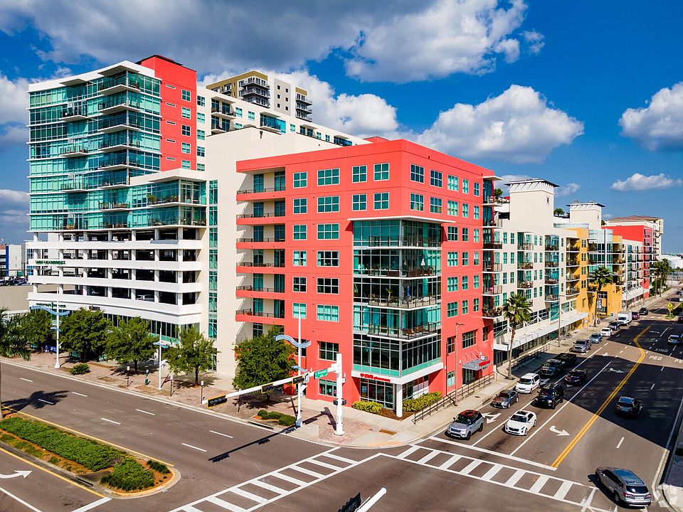 1st image of 1120 E Kennedy Blvd Unit 826