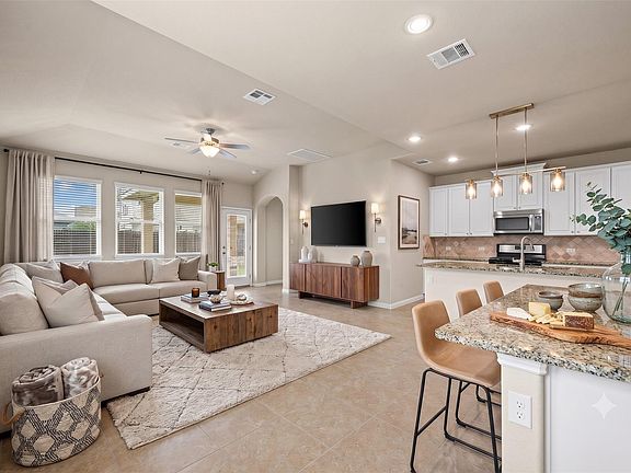 5th image of 140 Brockston Dr