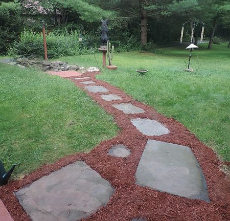 Hobbits walkway to the front entrance