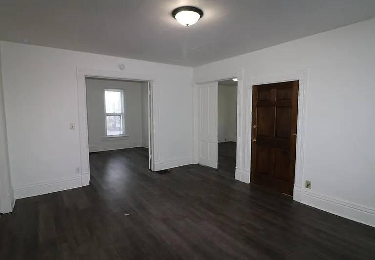 153 Brockway Ave — Photo 15