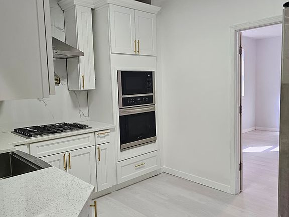 3rd image of 104 40th St Floor 2