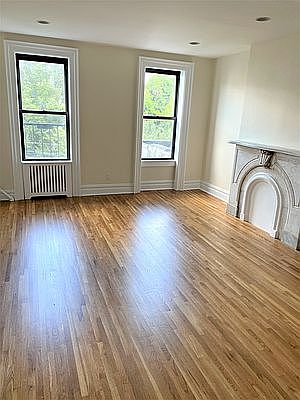 5th image of 397 Sackett St Floor 2