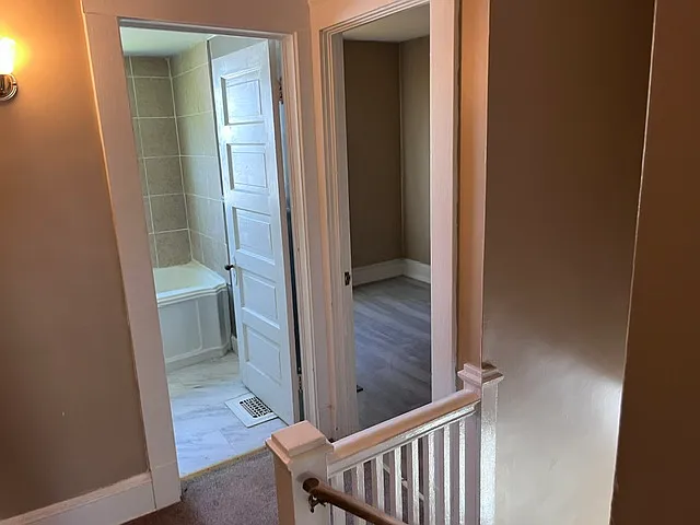 1281 Webb Rd — Photo 14