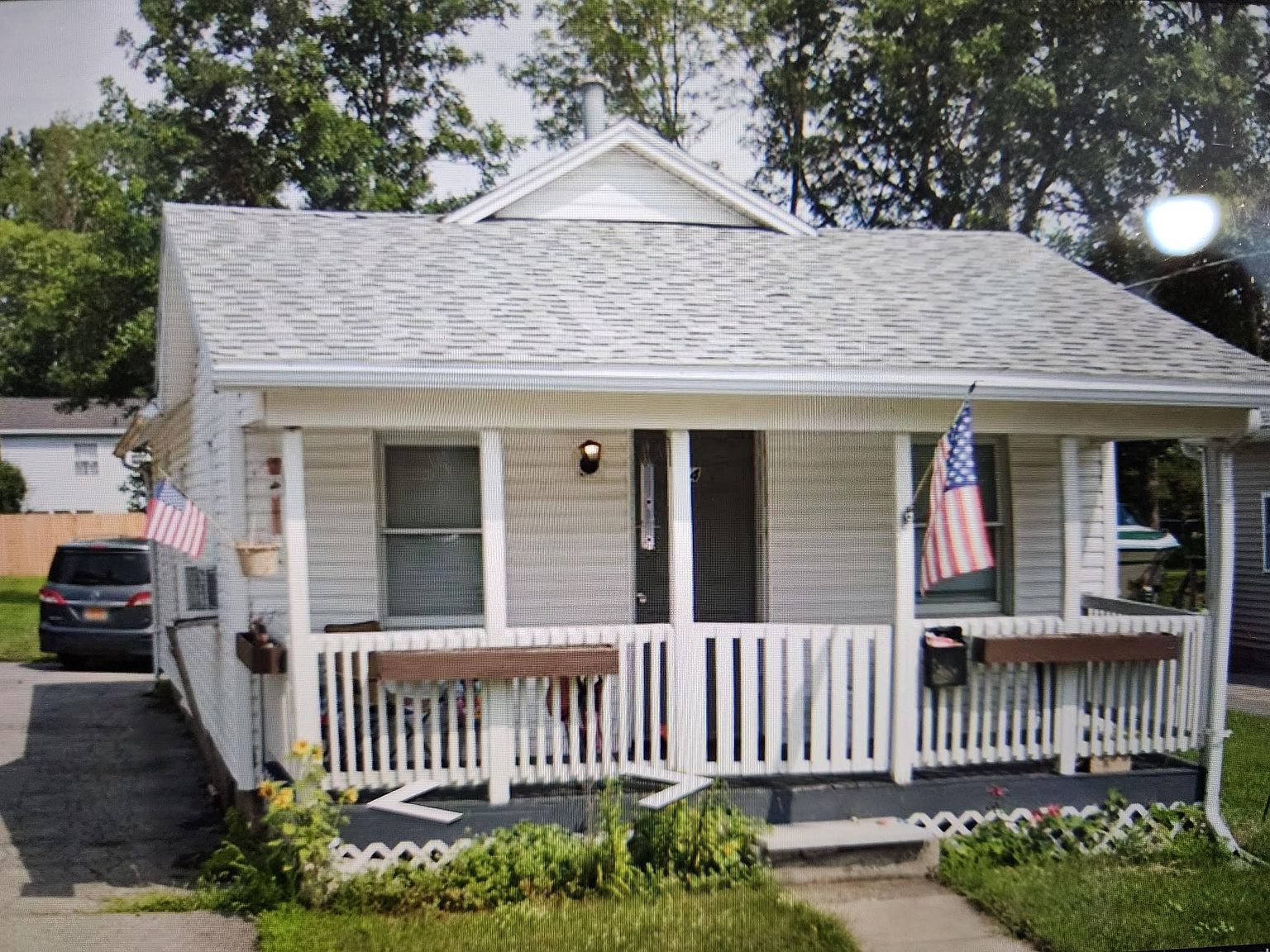 84 Phelps St, Canandaigua, NY 14424 Zillow