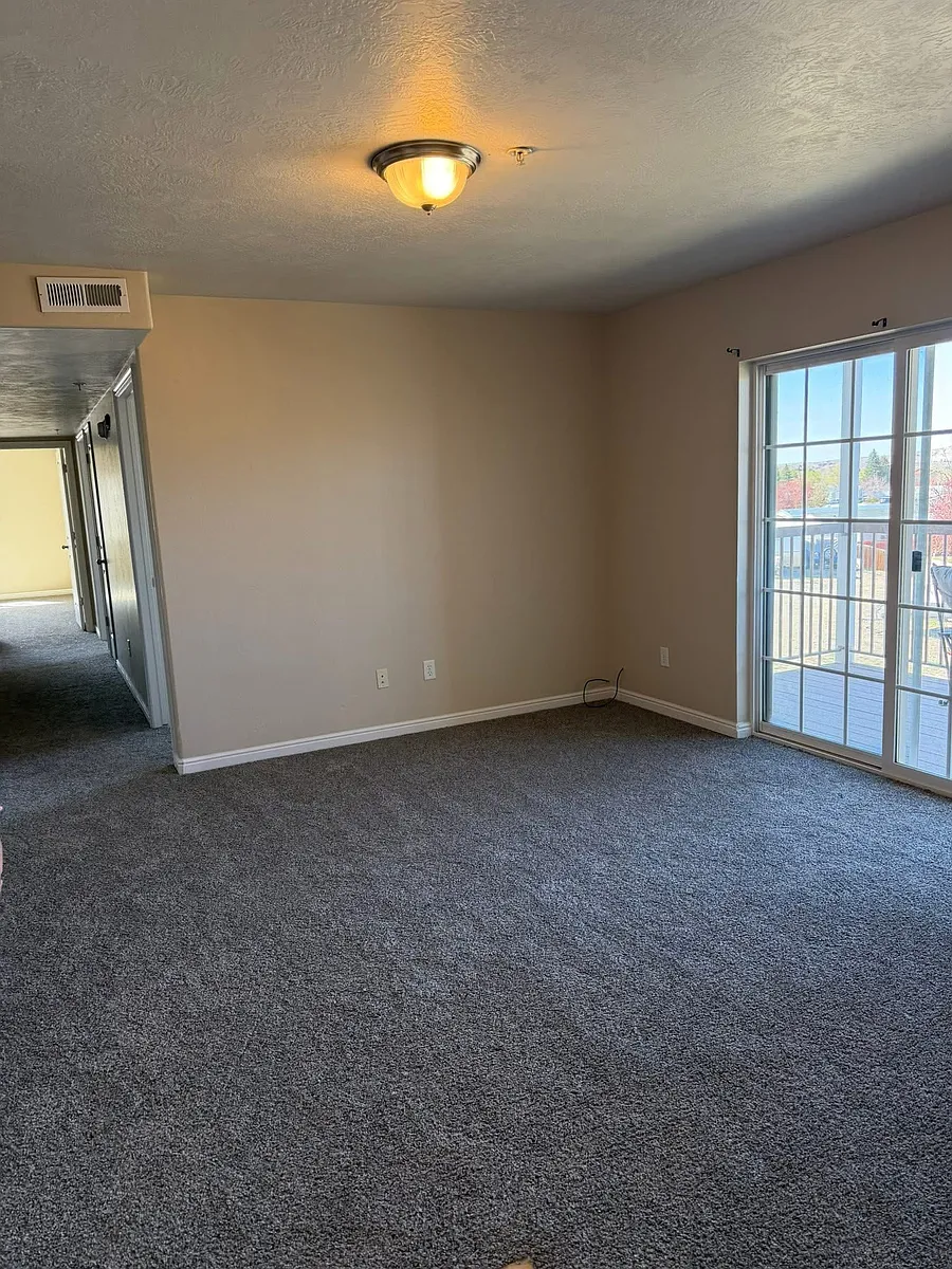 Building Photo - 2280 Cumorah Way #2