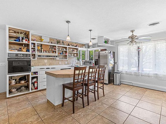 5th image of 2520 Potomac Dr