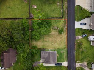 402 Bay Oaks Dr, La Porte, TX 77571