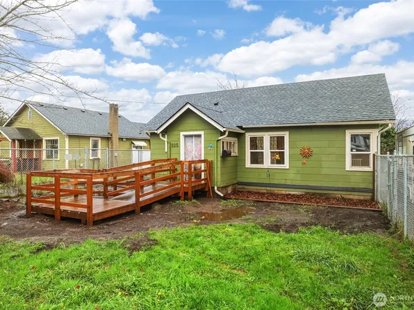 325 E Main Street, Mossyrock, WA 98564