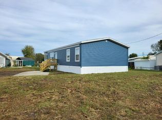 1028 Peach Ln, Okeechobee, FL 34974