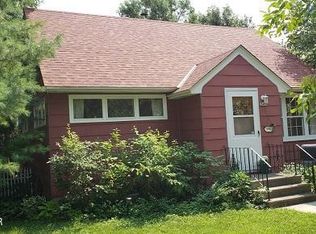 1349 7th Ave, Windom, MN 56101