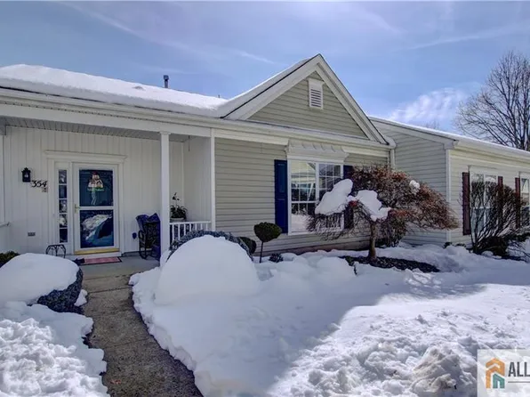354 Harrier Dr, Monroe Township, NJ 08831