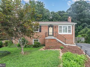 4904 Lombard Ln, Woodbridge, VA 22193