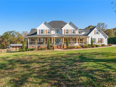 132 Lake Rd, Easley, SC, 29642