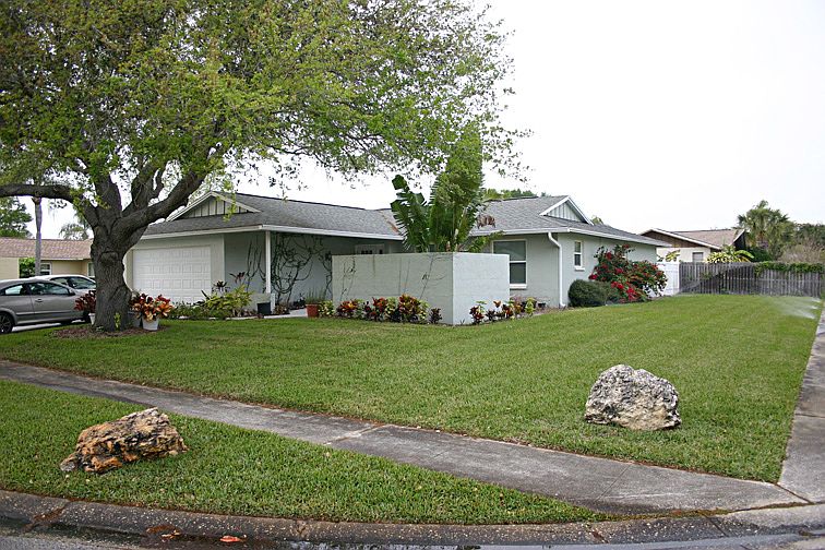 1st image of 13353 Sorrento Dr