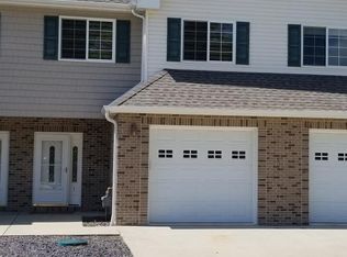 15850 N Cardinal Ln #7, Effingham, IL 62401