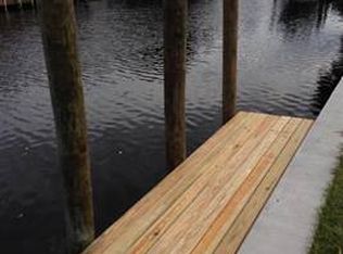 16200 Buccaneer St, Bokeelia, FL 33922