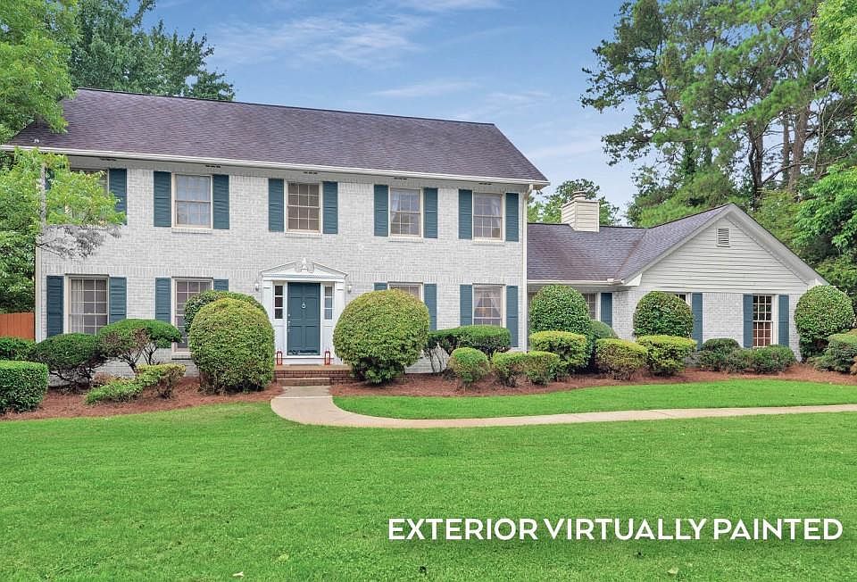 1st image of 4530 Dartmoor Dr NE