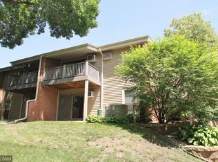 110281 Village Rd, Chaska, MN 55318