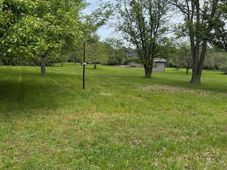 2nd image of 4726 Panorama Dr