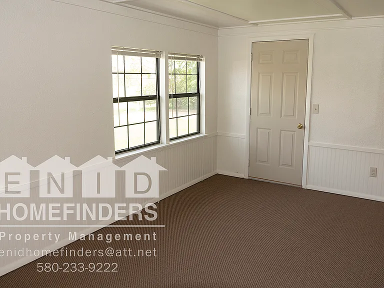 128 N Texoma Dr — Photo 6