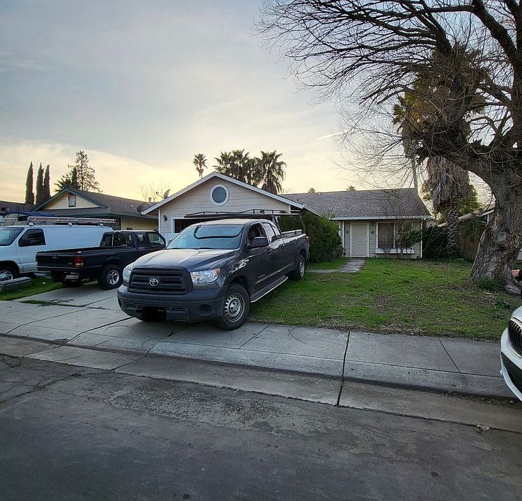 1st image of 8435 Lorraine Ave