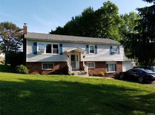 9 Comfort Rd, Middletown, NY 10941