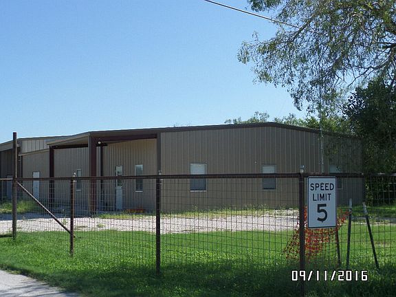 2nd image of 4588 Us Highway 90a E