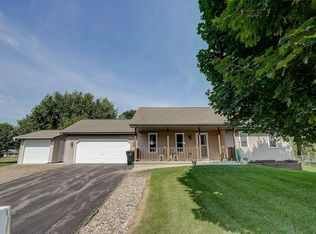 302 Scott Dr, Deforest, WI 53532